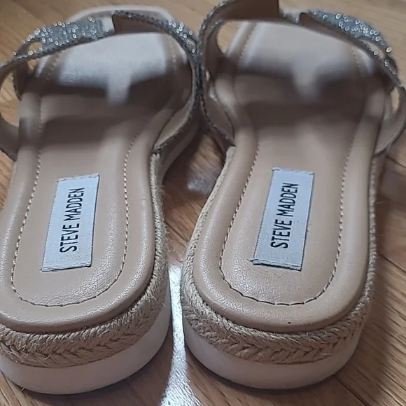 Steve Madden Ignited Glittering Silver Sandals - Picture 3 of 4